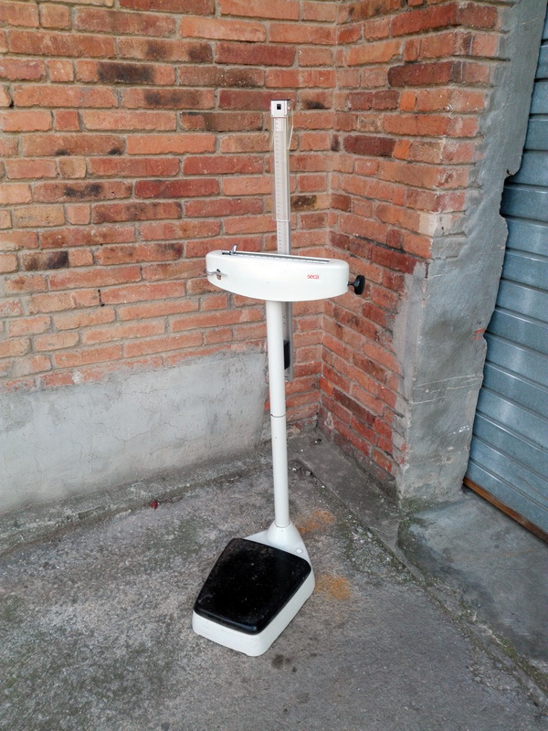 bascula medidor altura farmacia medico metal 101-209x30-47x45 1u